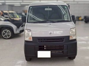 67.  エブリー　銀